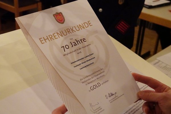 70 Jahre Feuerwehrkamerad, welche eine stolze Leistung!
