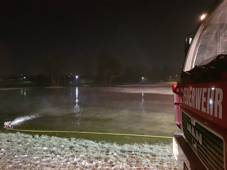 Am Ende der Schlauchleitung ist ein Verteiler montiert, so dass das Ende nicht schlägt.